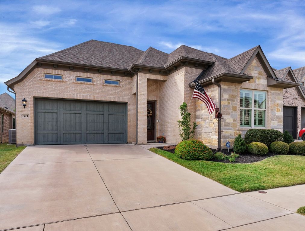 321 Arrowhead Pass, Keller, TX 76248