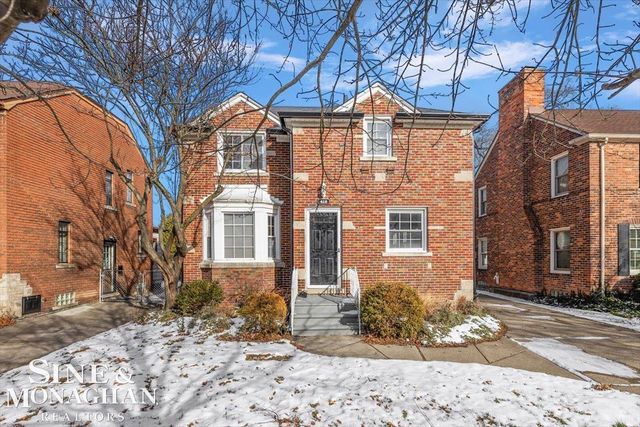 412 Manor Street, Grosse Pointe Farms, MI 48236