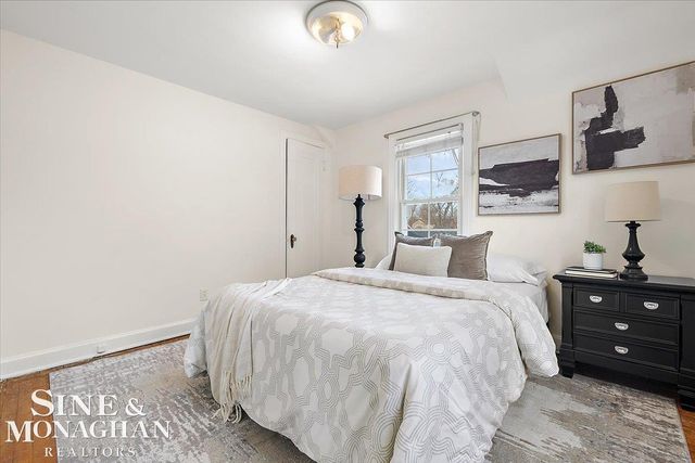 412 Manor Street, Grosse Pointe Farms, MI 48236