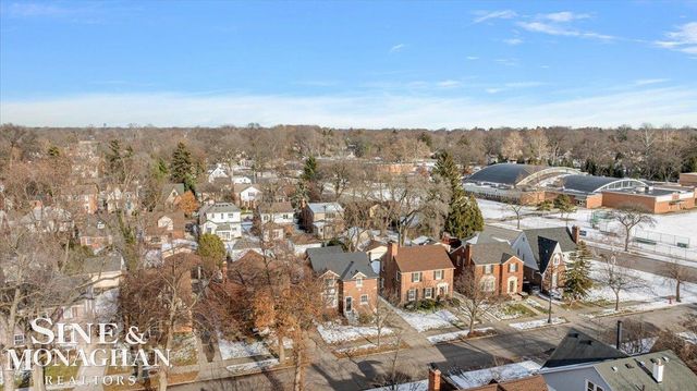 412 Manor Street, Grosse Pointe Farms, MI 48236