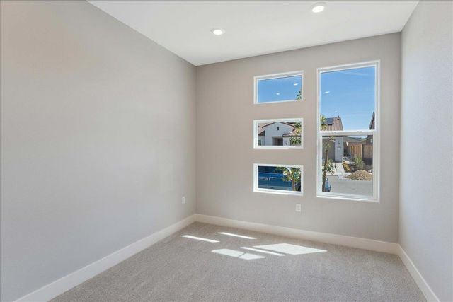 3247 Woody Way, Hollister, CA 95023