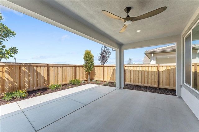 3247 Woody Way, Hollister, CA 95023