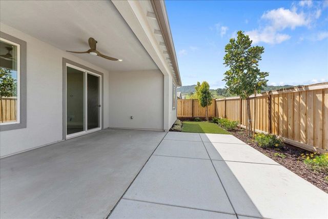 3247 Woody Way, Hollister, CA 95023
