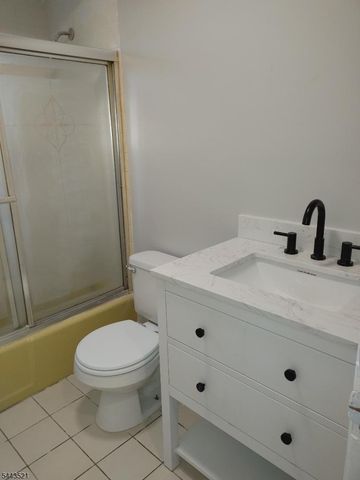 592 N 6Th St, Newark City, NJ 07107