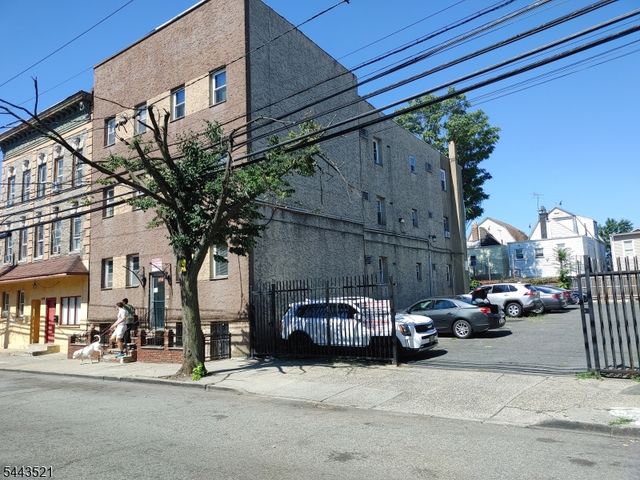 592 N 6Th St, Newark City, NJ 07107
