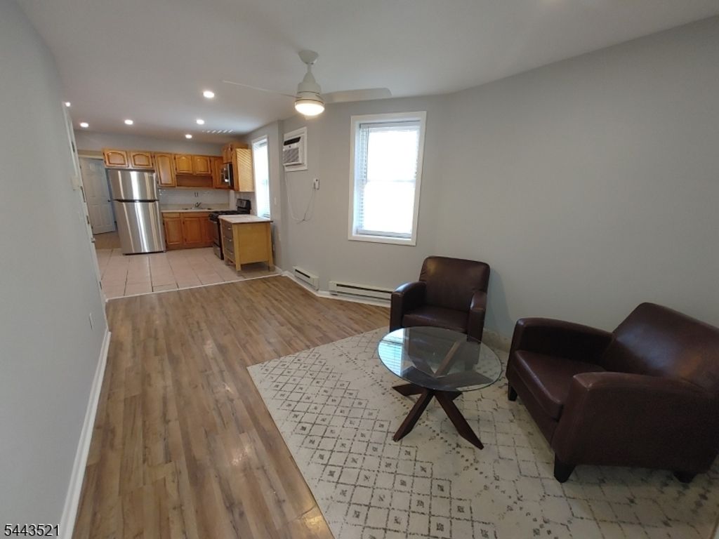 592 N 6Th St, Newark City, NJ 07107
