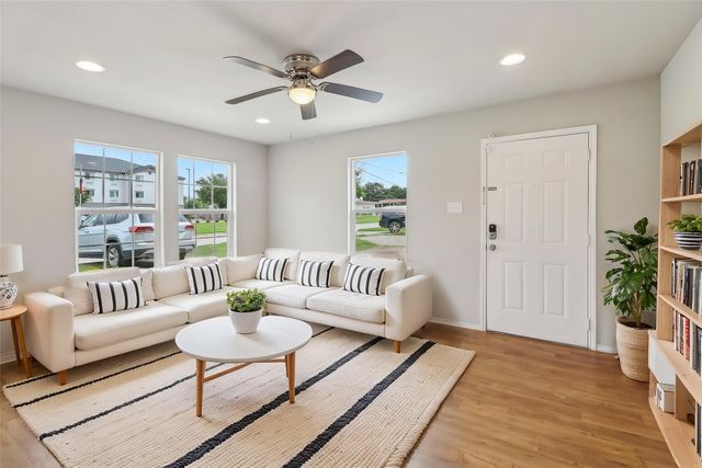 12824 Seagoville Road, Balch Springs, TX 75180