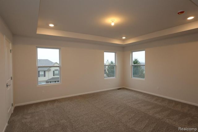 1604 Salt Springs Drive, Saline, MI 48176