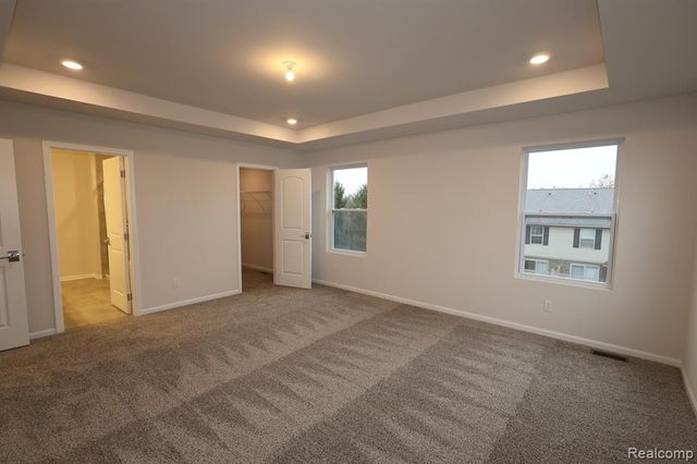 1604 Salt Springs Drive, Saline, MI 48176