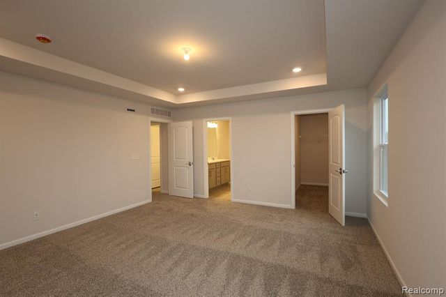 1604 Salt Springs Drive, Saline, MI 48176