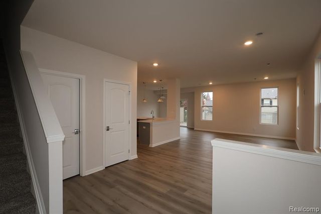 1604 Salt Springs Drive, Saline, MI 48176