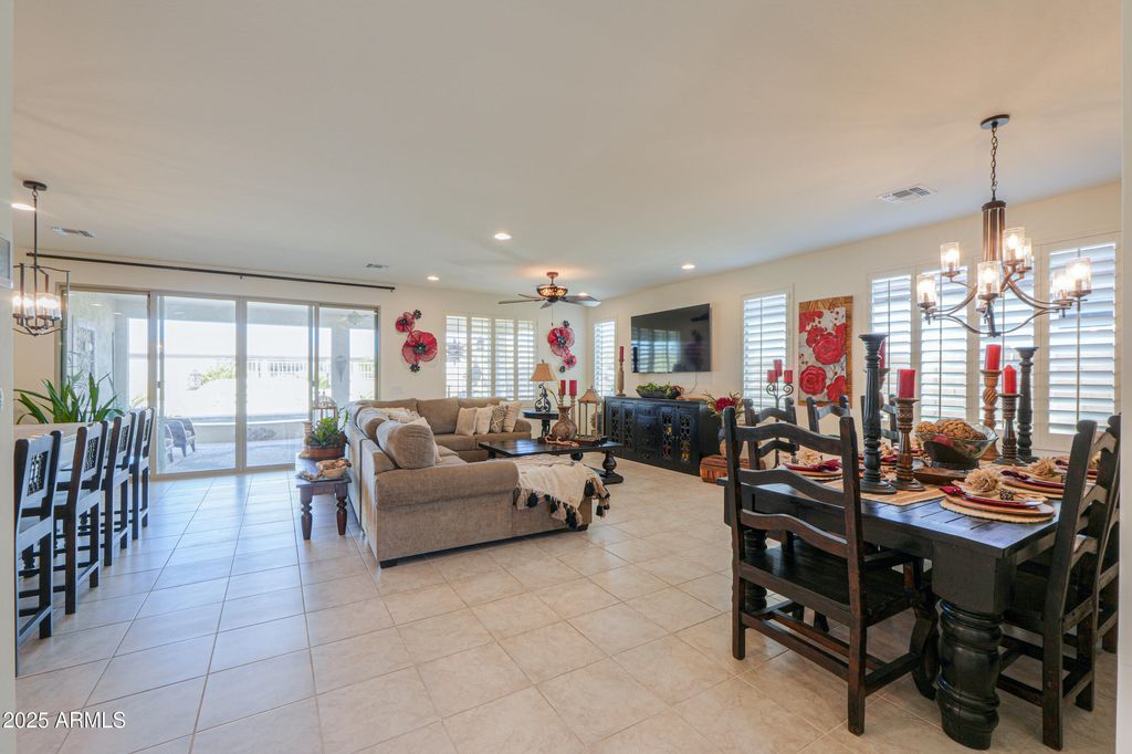 1238 W SILVER CREEK Lane, San Tan Valley, AZ 85140 — photo 3