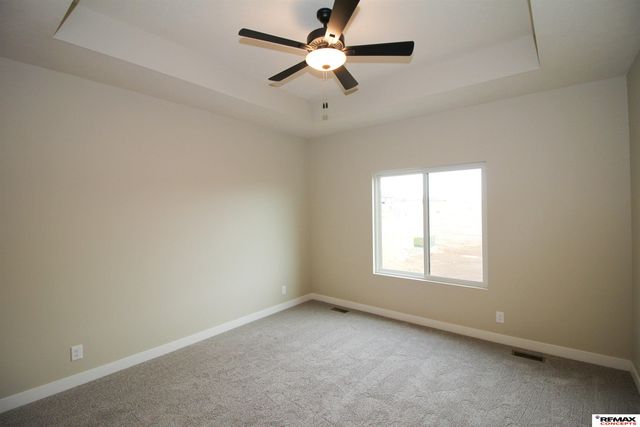 528 Woodsage Road, Seward, NE 68434