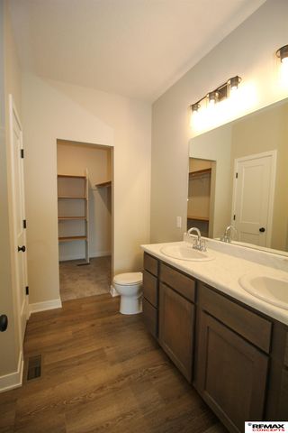 528 Woodsage Road, Seward, NE 68434