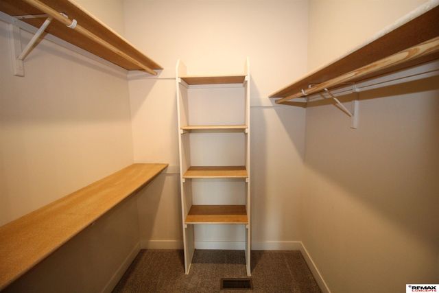 528 Woodsage Road, Seward, NE 68434