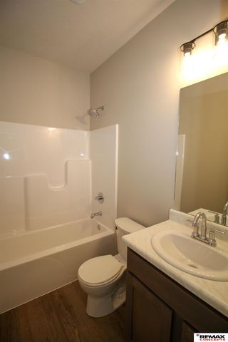 528 Woodsage Road, Seward, NE 68434