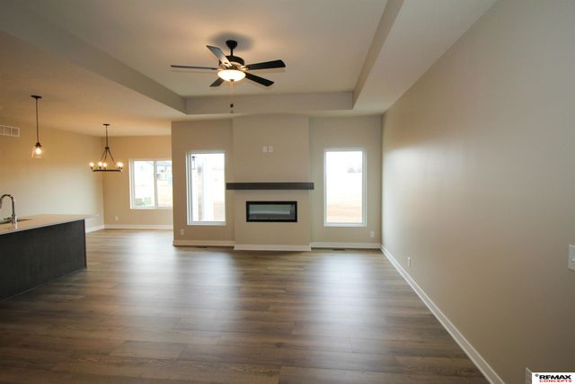 528 Woodsage Road, Seward, NE 68434