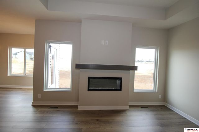 528 Woodsage Road, Seward, NE 68434