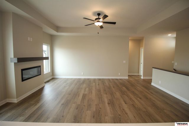 528 Woodsage Road, Seward, NE 68434