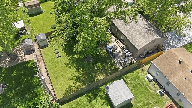 4013 S Spring Street, Independence, MO 64054