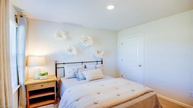 237 zinnia Place, Lexington, NC 27295
