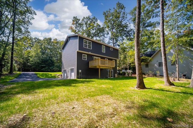 677 Marsh Road, Glen Wild, NY 12738