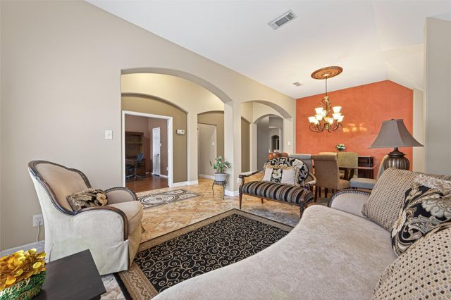 18810 Walden Forest Drive, Humble, TX 77346