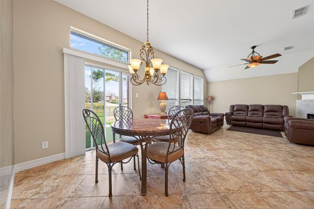 18810 Walden Forest Drive, Humble, TX 77346