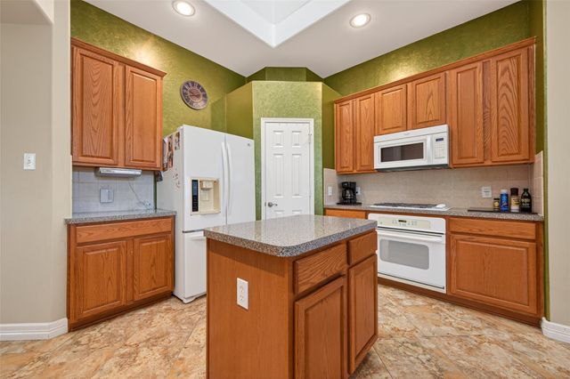 18810 Walden Forest Drive, Humble, TX 77346