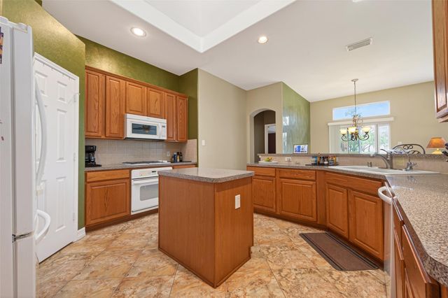 18810 Walden Forest Drive, Humble, TX 77346