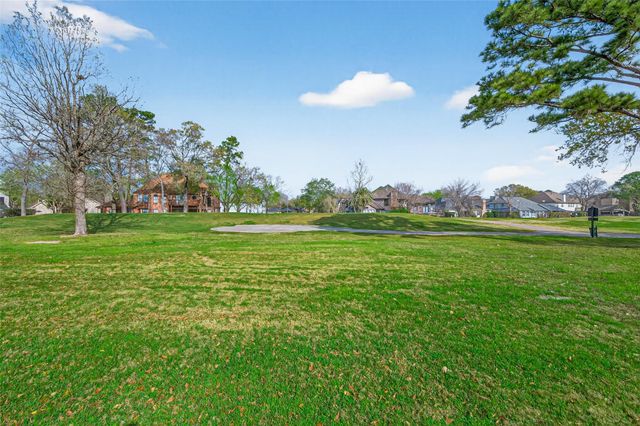 18810 Walden Forest Drive, Humble, TX 77346