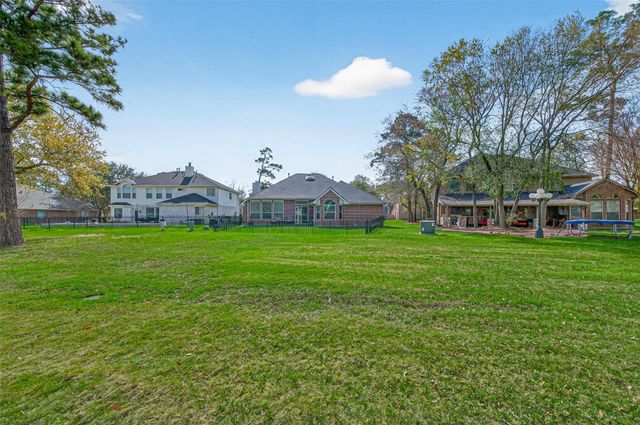 18810 Walden Forest Drive, Humble, TX 77346