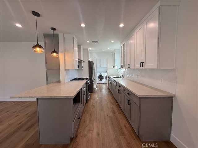 8045 Darby, Reseda, CA 91335