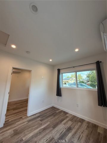 8045 Darby, Reseda, CA 91335