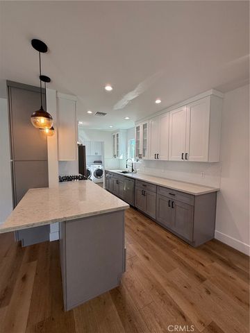 8045 Darby, Reseda, CA 91335