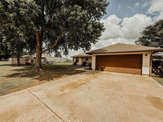 610 SE 7th Street, Lexington, OK 73051