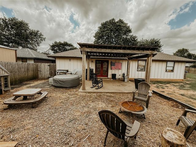610 SE 7th Street, Lexington, OK 73051