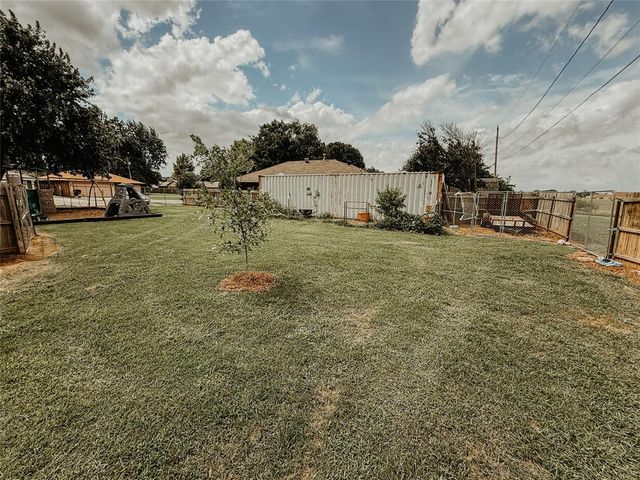 610 SE 7th Street, Lexington, OK 73051