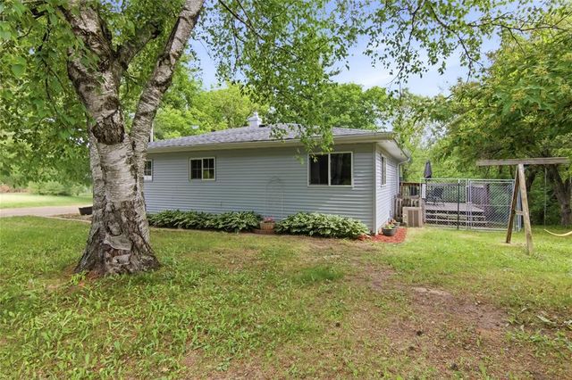 3206 Rosewood Lane, Eau Claire, WI 54703