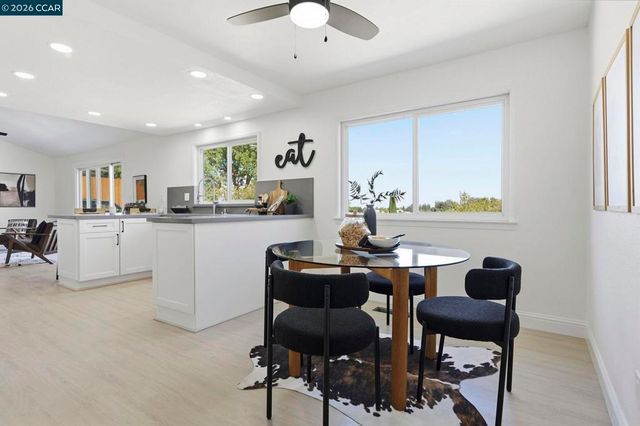 4295 Suzanne Dr, Pittsburg, CA 94565