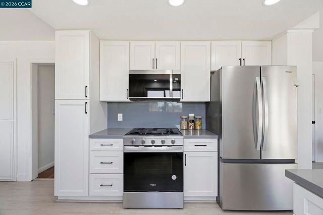 4295 Suzanne Dr, Pittsburg, CA 94565