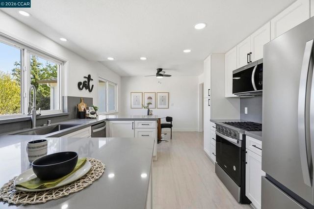 4295 Suzanne Dr, Pittsburg, CA 94565