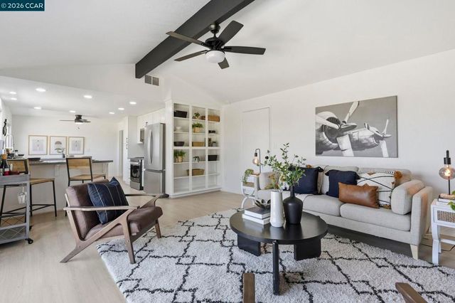 4295 Suzanne Dr, Pittsburg, CA 94565