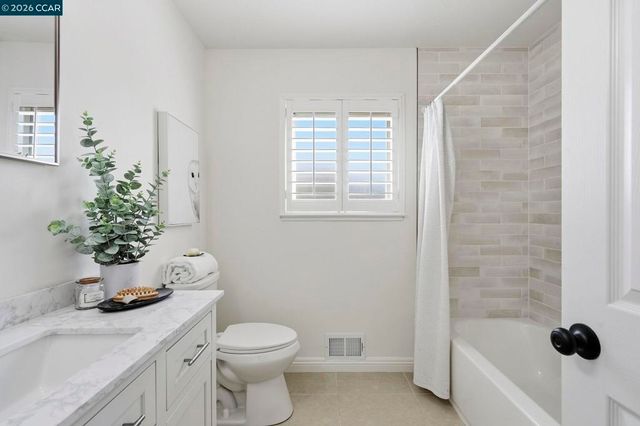 4295 Suzanne Dr, Pittsburg, CA 94565