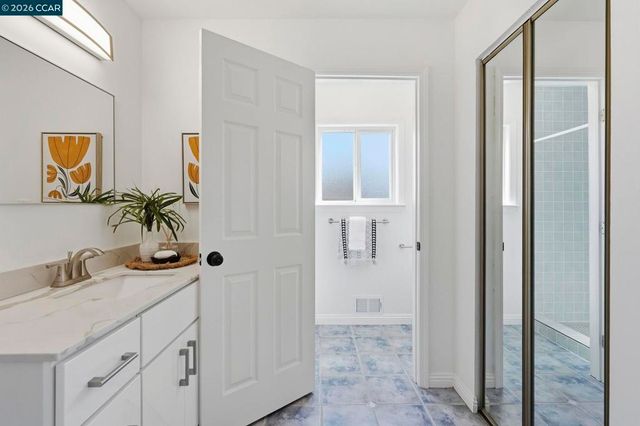 4295 Suzanne Dr, Pittsburg, CA 94565