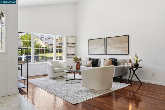 4295 Suzanne Dr, Pittsburg, CA 94565