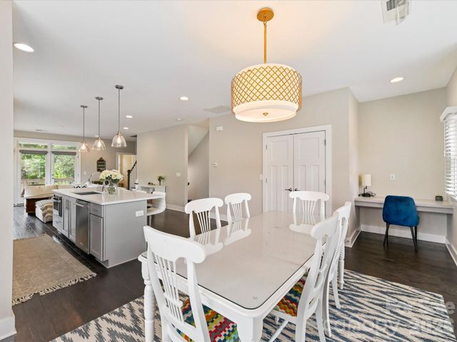 131 Grandin Road, Charlotte, NC 28208