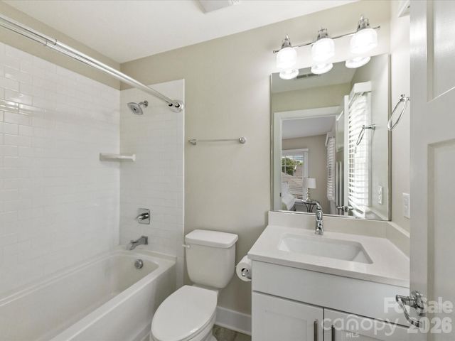 131 Grandin Road, Charlotte, NC 28208