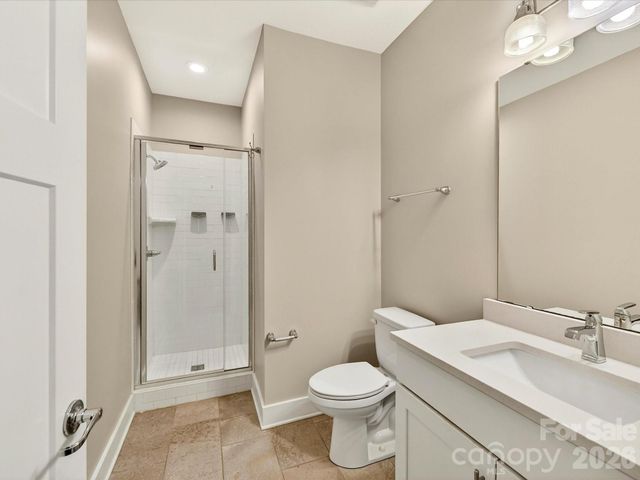 131 Grandin Road, Charlotte, NC 28208