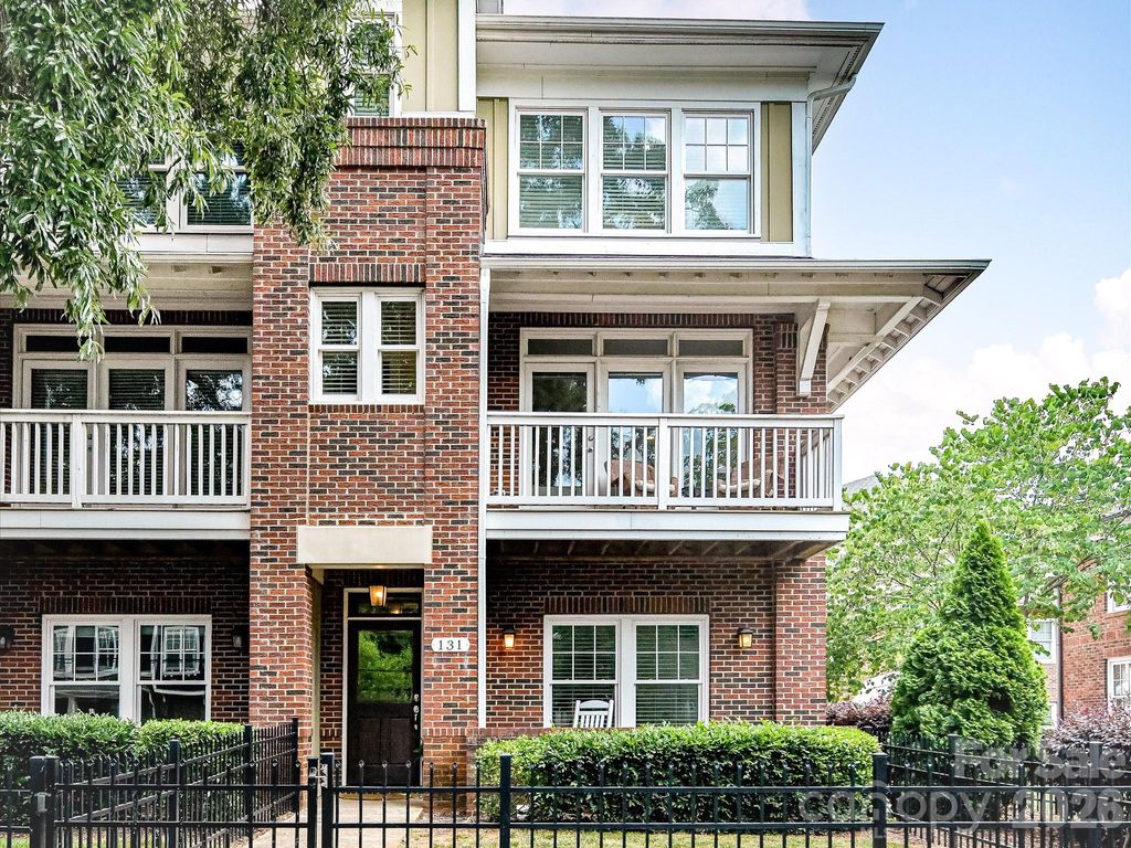 131 Grandin Road, Charlotte, NC 28208